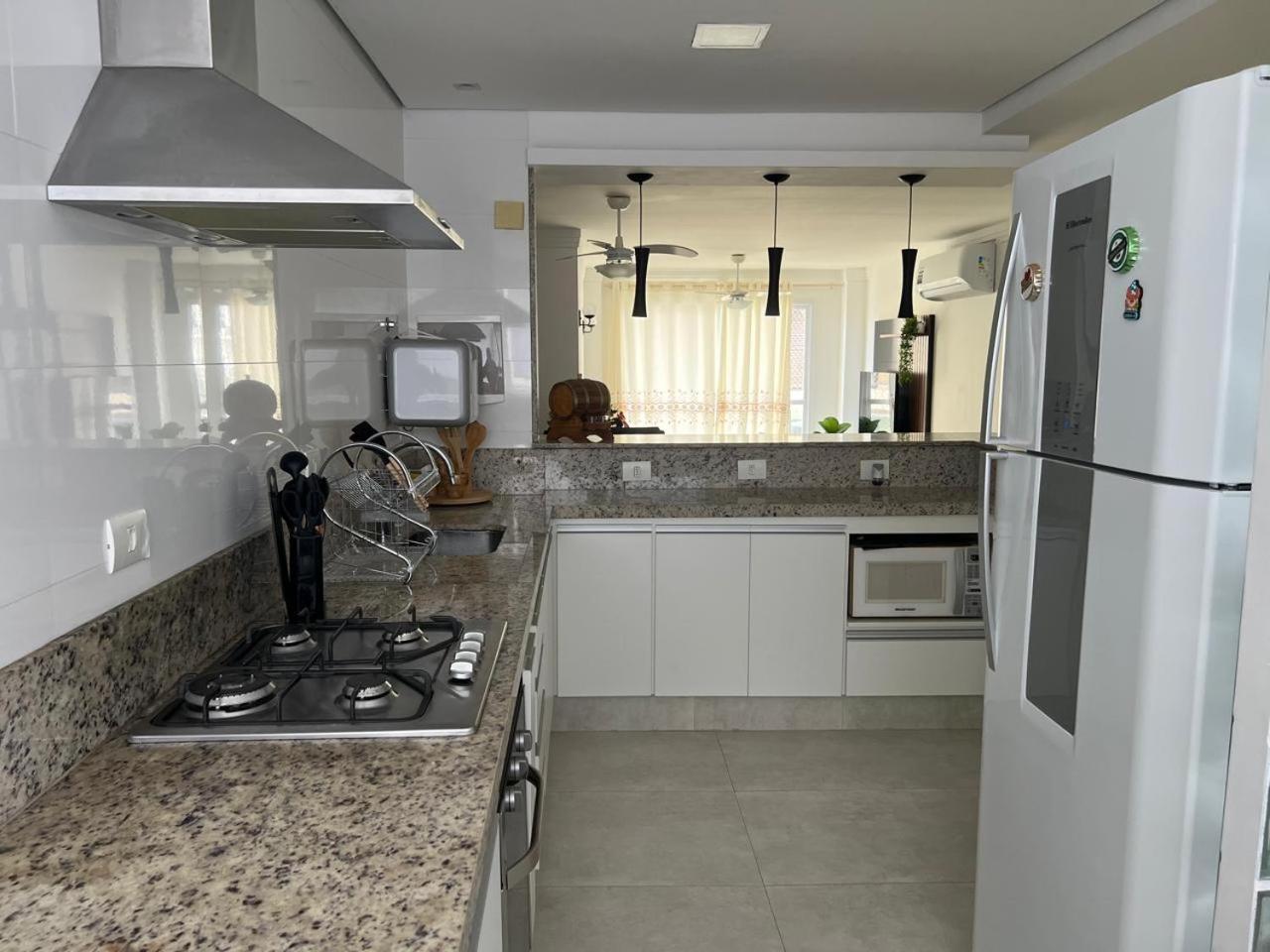 Beleza De Apartamento 300 Metros Da Praia Guarujá Exterior foto